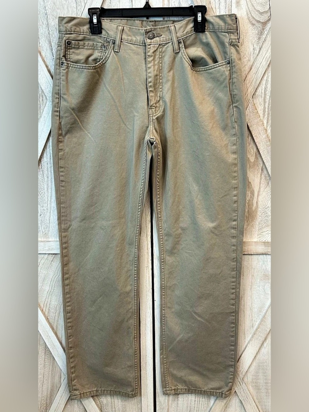 Levi's 514 Straight Fit Men's Pants Khaki Tan Waist 36 x 32 5 Pocket 00514-0407